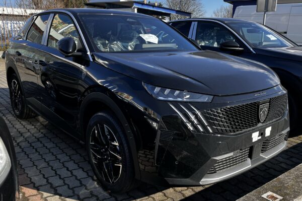 PEUGEOT 3008 GT 1.2 Hybrid 136k e-DCS6 (MHEV)